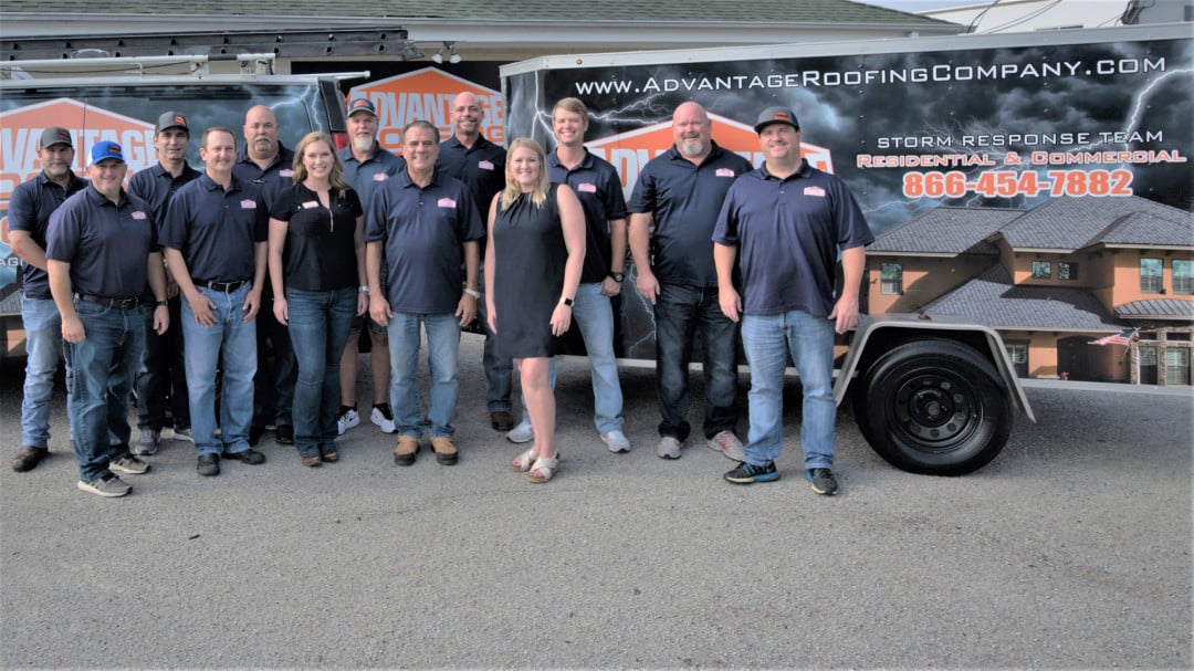 team-photo your advantage roofing team